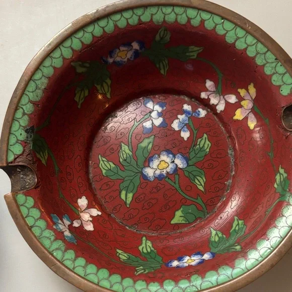 Vintage Floral Cloisonné Ashtrays - Picture 5 of 6